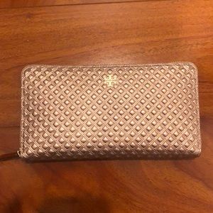 Tory Burch Wallet (Brand New Never Used)
